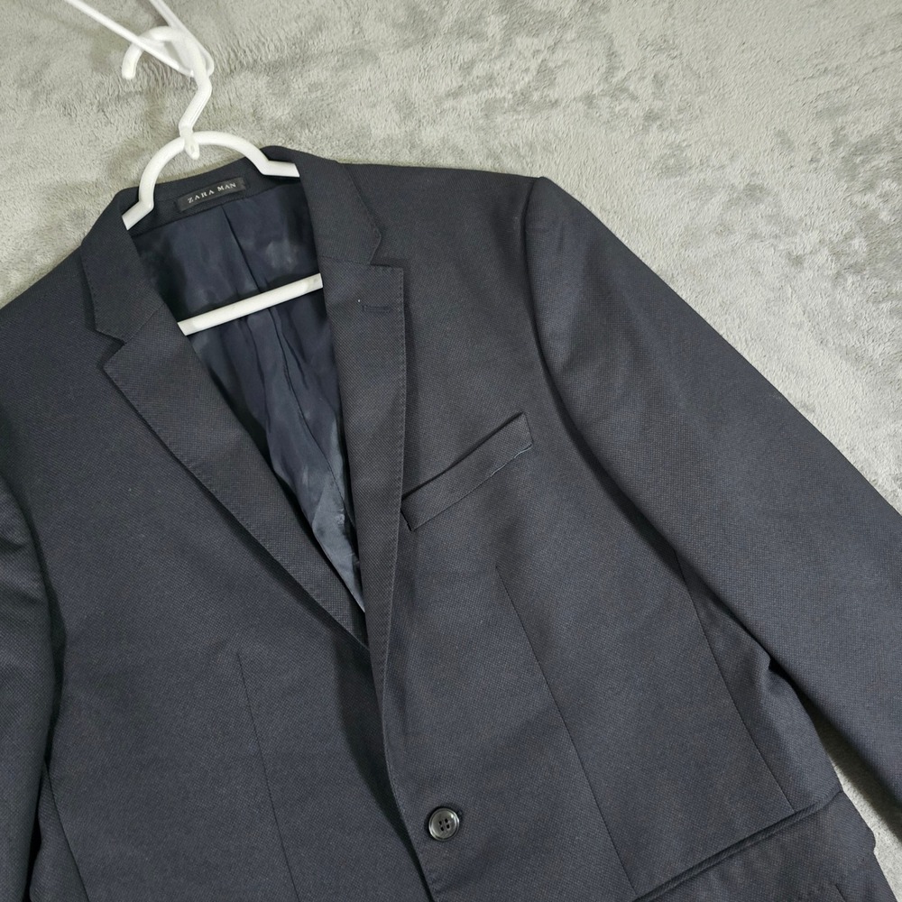 Zara Man Blazer Jacket Size 44 Modern‎ Fit Two Button Closure Business Casual